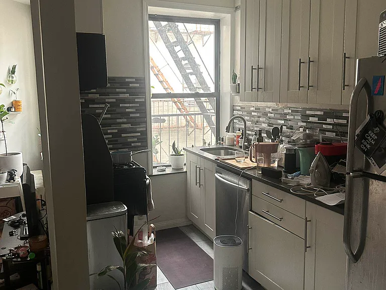 23-35 29th Ave #14 — Photo 2