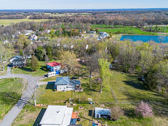 3rd image of 4670 Magruder Village Rd