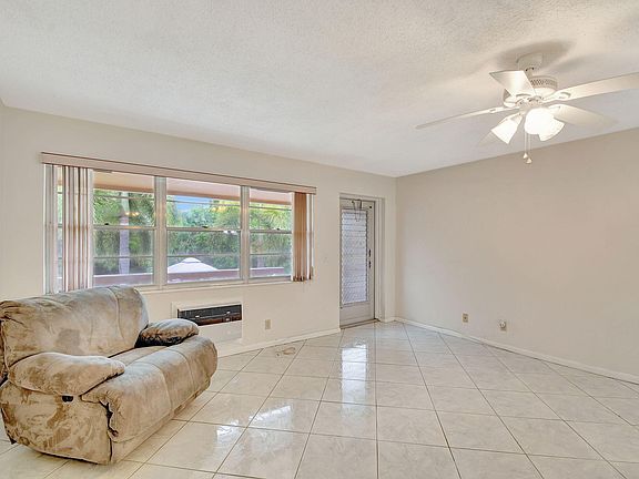 3rd image of 70 Camden C