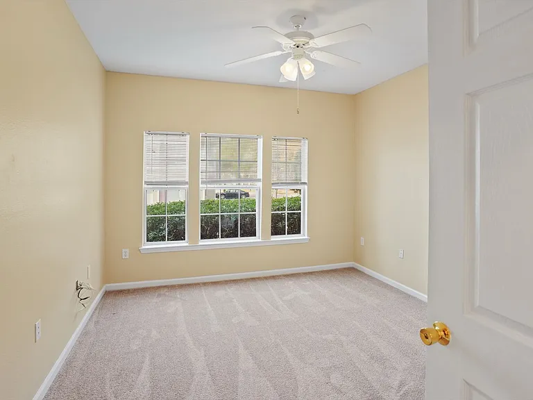 1713 Whitemarsh Way — Photo 15