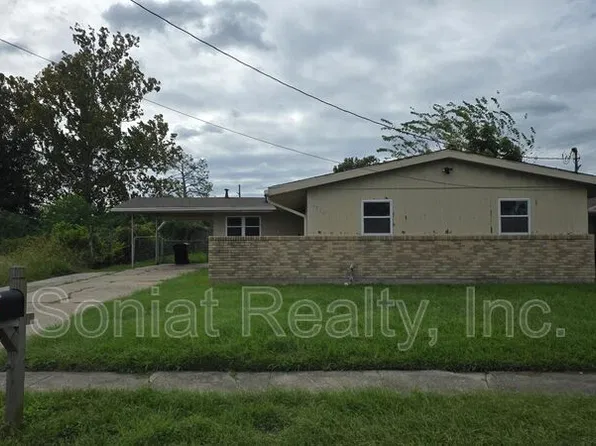 4826 Chrysler St, New Orleans, LA 70127