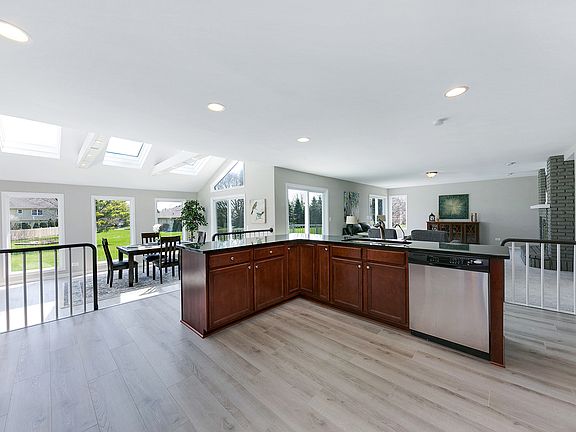 4th image of 24101 W Royal Worlington Dr