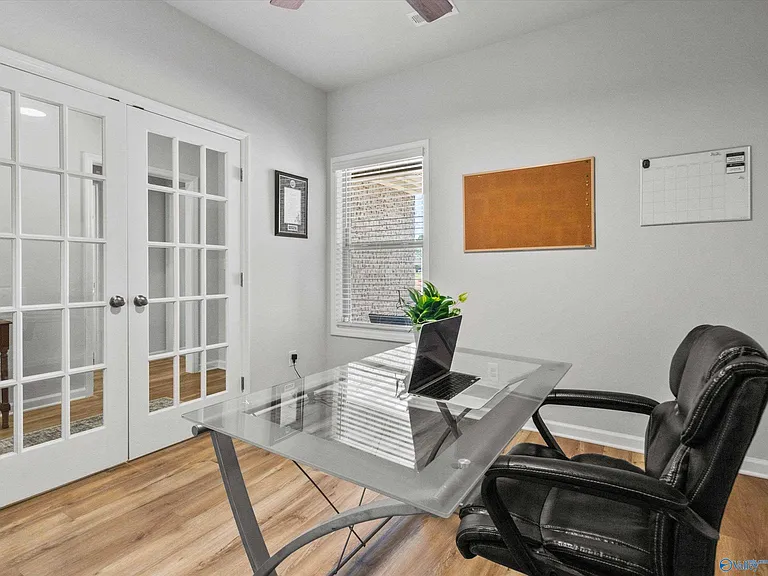 209 Allegro Cir — Photo 19