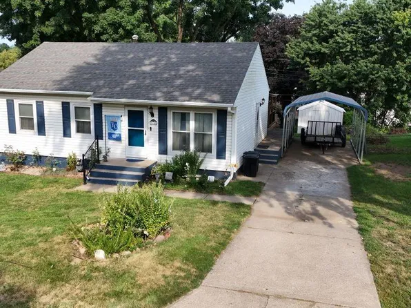 Cardinal Ln, Saint Joseph, MO 64503