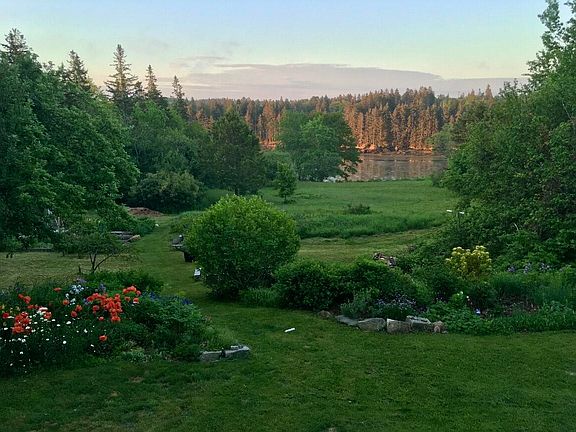 4th image of 104 S Deer Isle Road