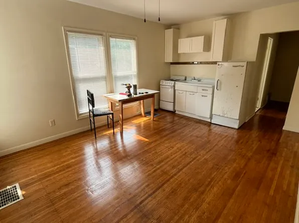 100 Selye Ter #Up-3, Rochester, NY 14613