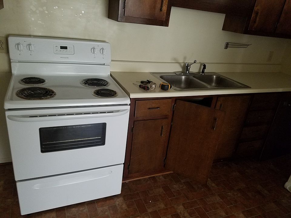 1st image of 3907 Buttercup Dr SW APT 7