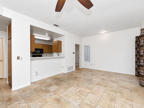 4th image of 2376 Archwood Ln Unit 19