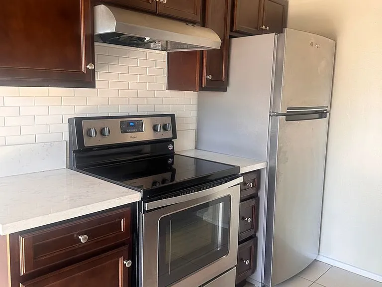 1820 W Mulberry Dr — Photo 16