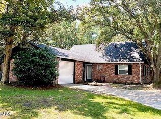 4302 Concord St, Pascagoula, MS 39581