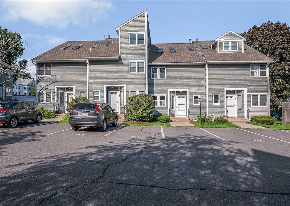 1st image of 38 Farmland Rd #C
