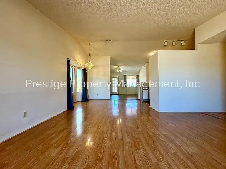 9660 E Azuma Way — Photo 12