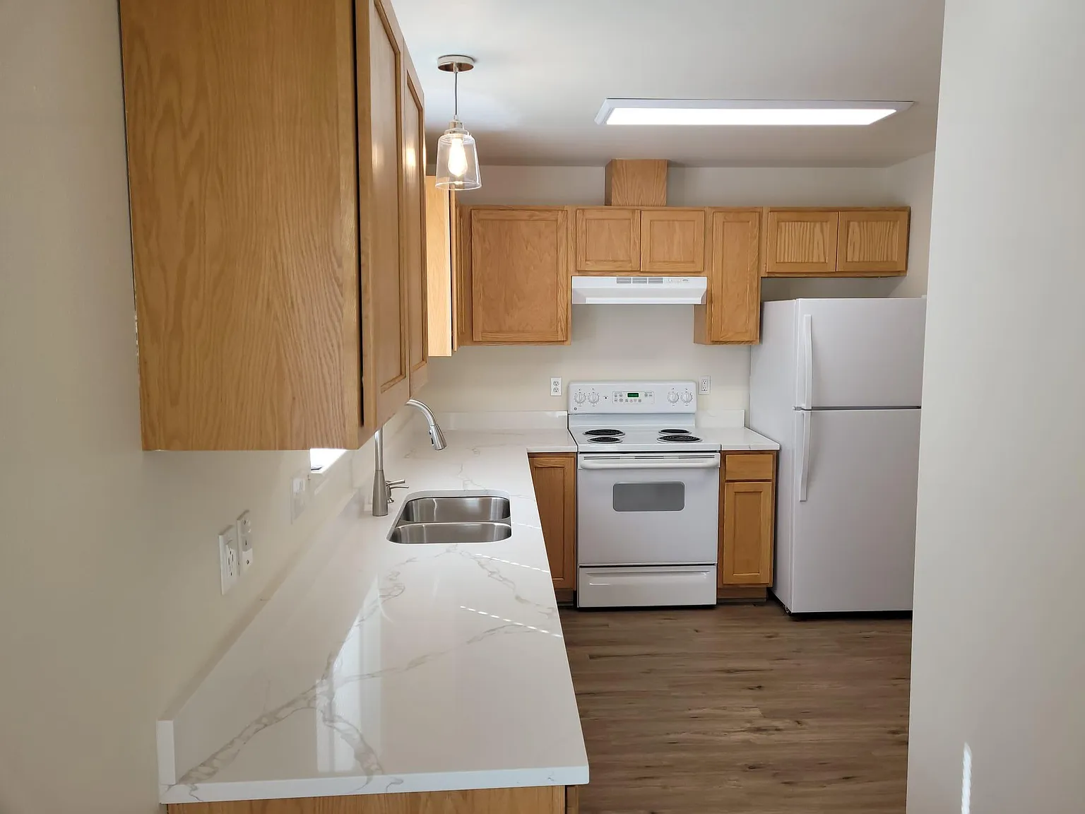 18621 94th Dr NW — Photo 4