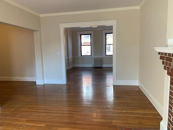 4th image of 100 Longwood Ave #5