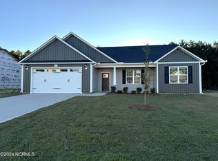 174 Sacksonia St, Raeford, NC 28376