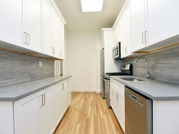 4th image of 730 W 183rd St APT 5H