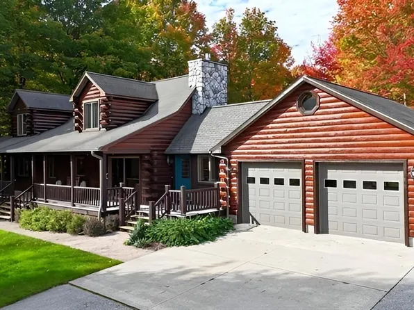 7277 Lautner Rd, Williamsburg, MI 49690