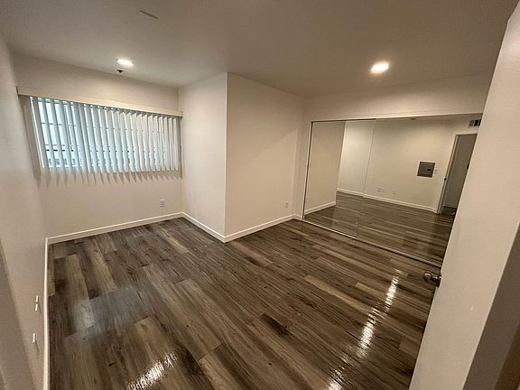 4th image of 821 S Gramercy Dr #104