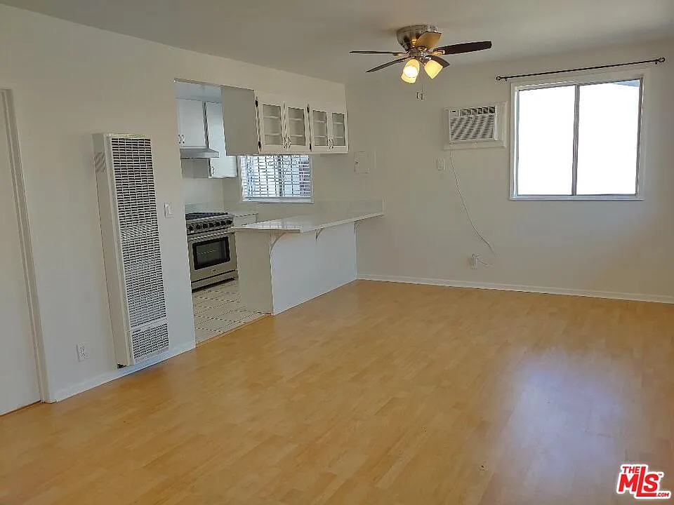 3 bed, 2.0 bath, $3,000 — Photo 4