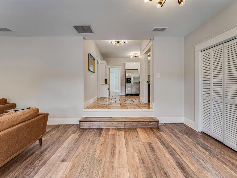 2512 W Palm Dr — Photo 24
