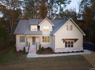 3445 Creek Path Rd, Guntersville, AL 35976