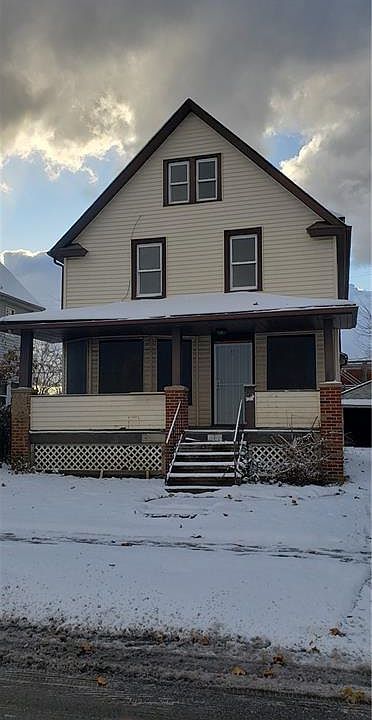 1st image of 3528 E 143rd St