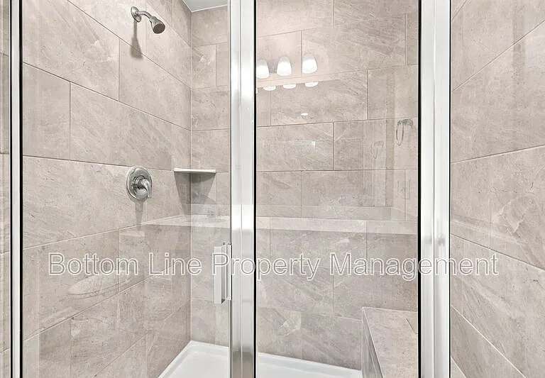 460 Glen Clova Dr — Photo 42