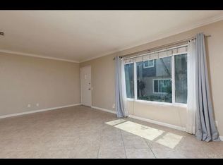 9457 Carlton Oaks Dr UNIT B, Santee, CA 92071