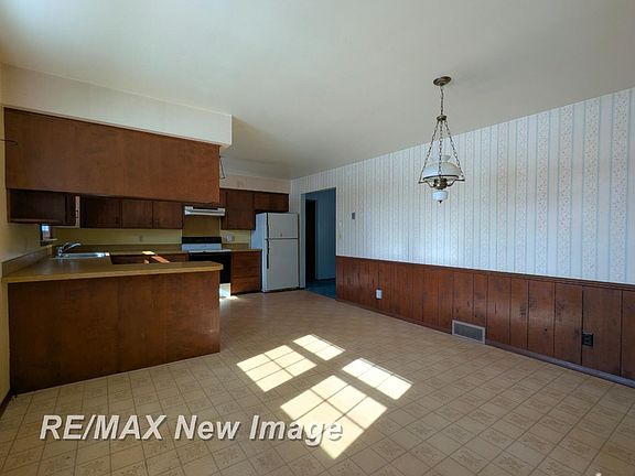 5th image of 5502 King Rd