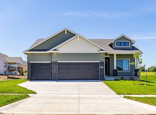 4005 SE 30th St, Ankeny, IA 50021