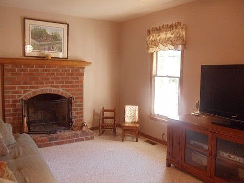 2nd image of 11806 Riverpark Way