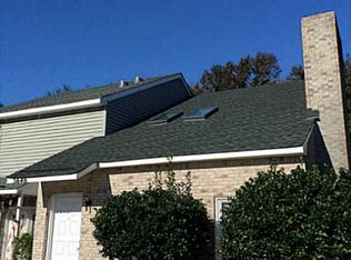 5646 Gates Landing Rd, Virginia Beach, VA 23464