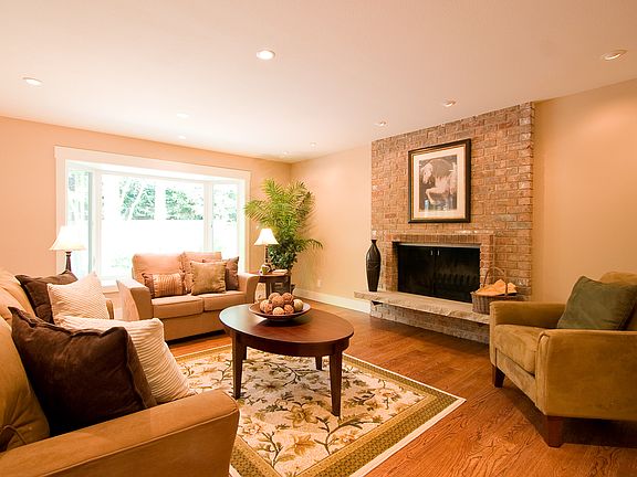 3rd image of 8534 SE 79th Pl