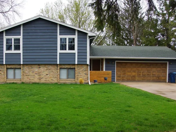 700 80th St, Victoria, MN 55386