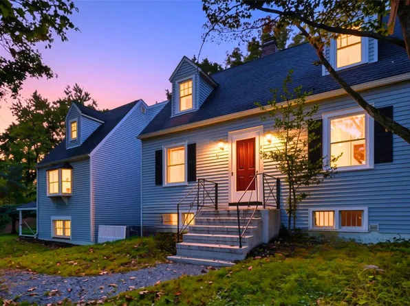 336 S 3rd St, Bangor, PA 18013
