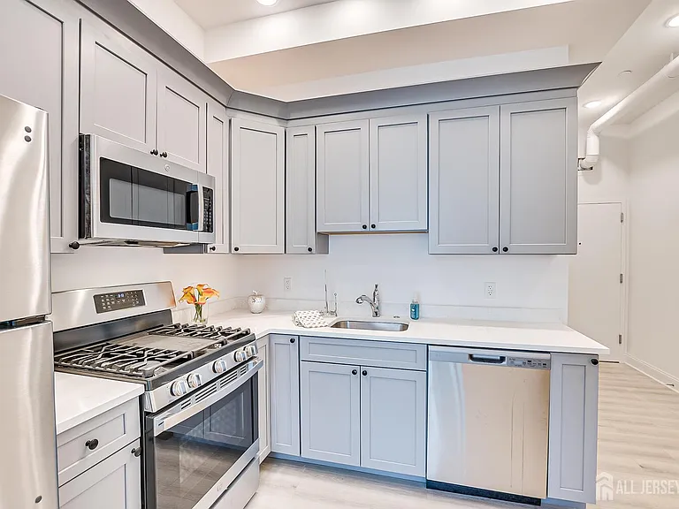 21 Station Pl — Photo 26