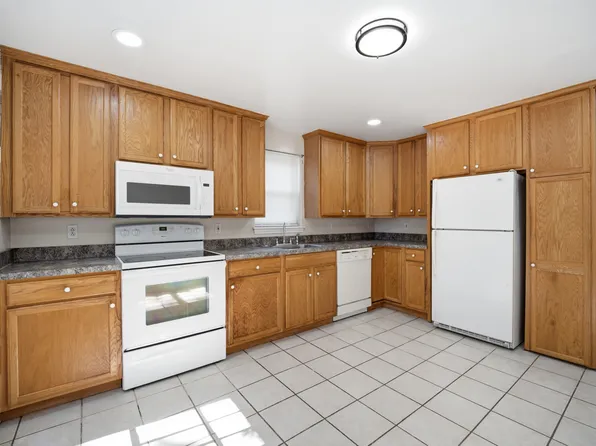 300 S Cleveland Ave #B, Wilmington, DE 19805