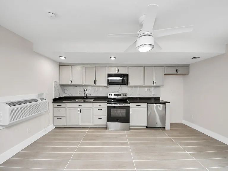 5903 Belneath St #B — Photo 5