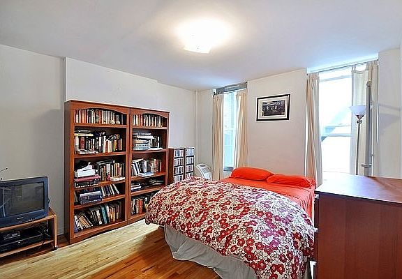 4th image of 189 17th St #4