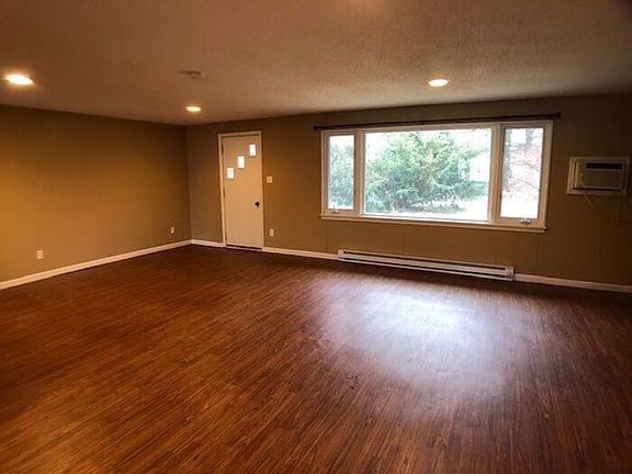 5th image of 6310 W Ivy Ct