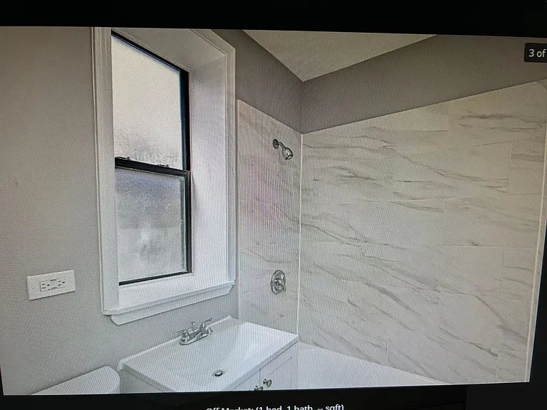 4611 S Drexel — Photo 6