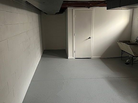 4th image of 5244 E 100th St