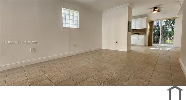 1250 SE 31st Ct #101 — Photo 11