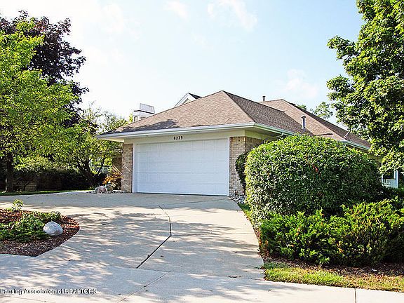 4th image of 6239 W Golfridge Dr #39