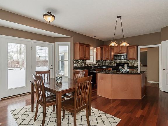 2nd image of 12170 Summerwood Dr