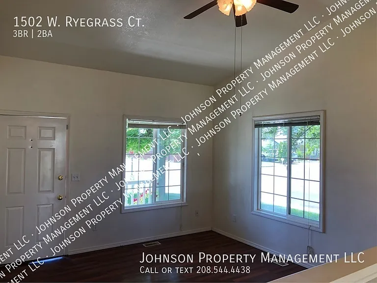 1502 W Ryegrass Ct — Photo 5