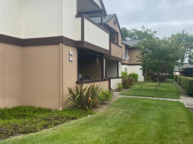 8201 Camino Colegio Dr #176 — Photo 2
