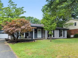 1805 Creekside Dr, Clarksville, IN 47129