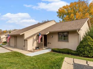 1114 Arbor Ridge Dr, Council Bluffs, IA 51503