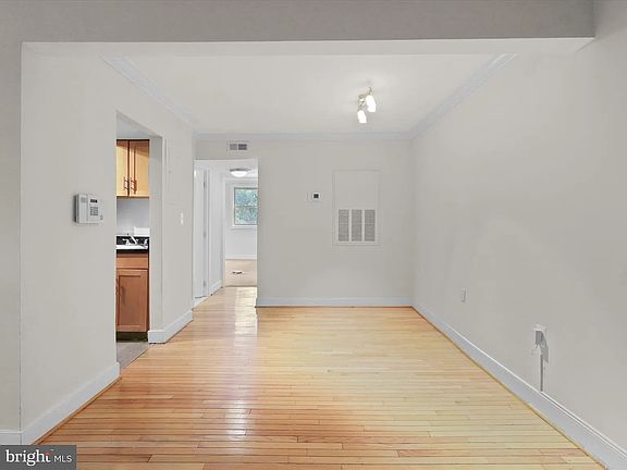 4th image of 2850 Hartford St SE APT 203